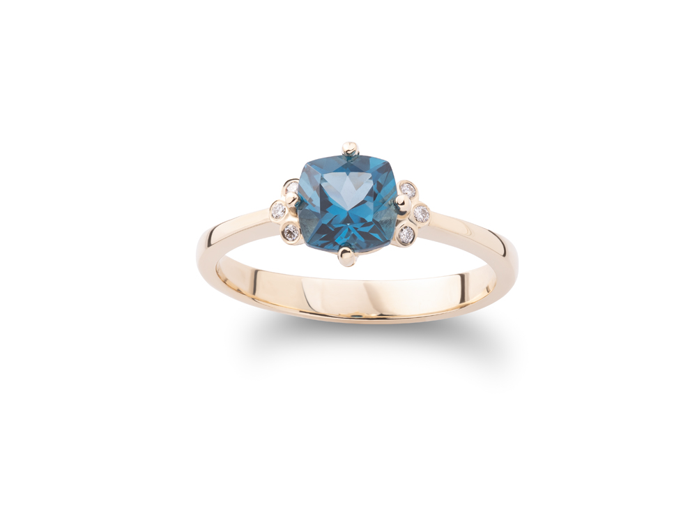 Prsten sa "cushion cut" London blue topazom i dijamantima
